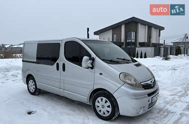 Грузопассажирский фургон Opel Vivaro 2007 в Ковеле