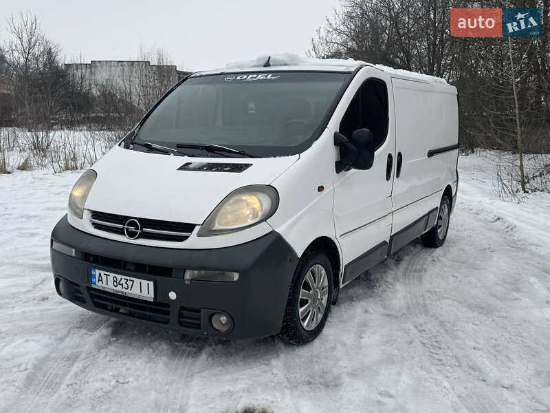 Opel Vivaro 2004