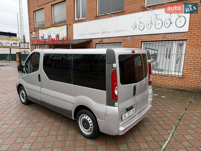 Минивэн Opel Vivaro 2007 в Апостолово фото 10 Минивэн Opel Vivaro 2007 в Апостолово
