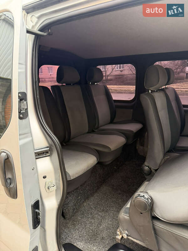 Минивэн Opel Vivaro 2007 в Апостолово фото 24 Минивэн Opel Vivaro 2007 в Апостолово
