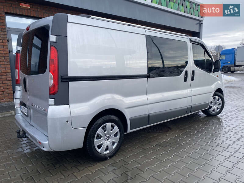 Минивэн Opel Vivaro 2007 в Луцке фото 10 Минивэн Opel Vivaro 2007 в Луцке