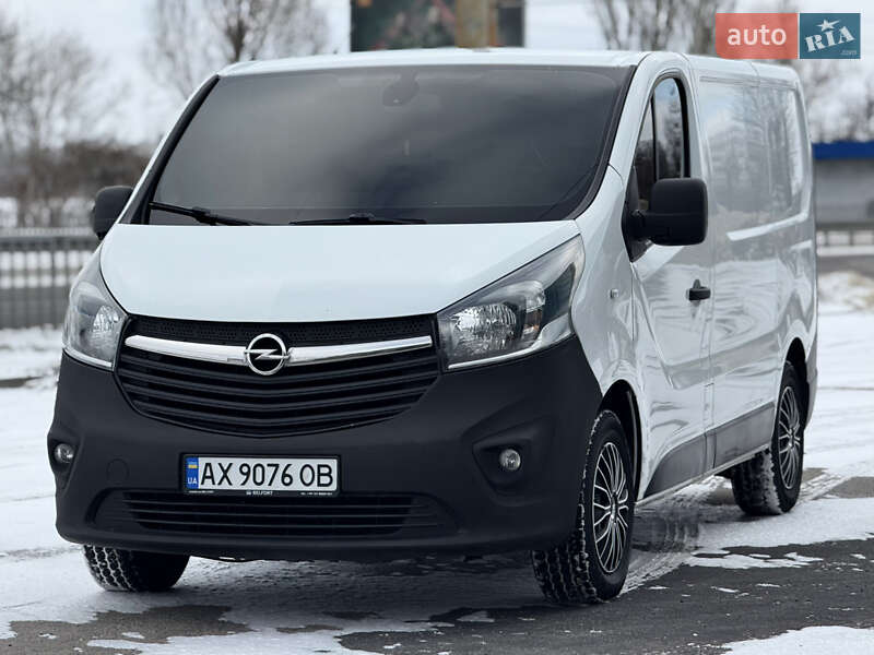 Opel Vivaro 2015