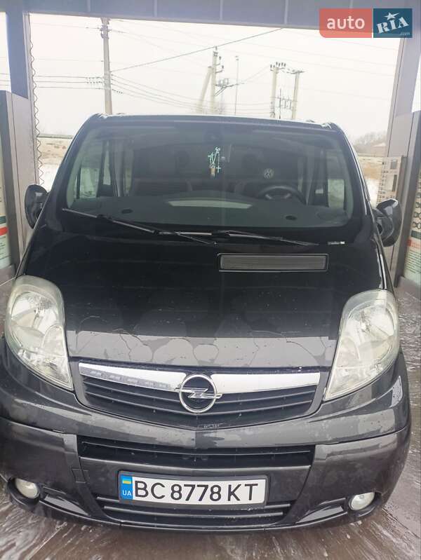 Opel Vivaro 2012 Opel Vivaro 2012