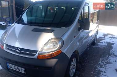 Минивэн Opel Vivaro 2002 в Остроге