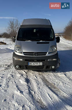 Минивэн Opel Vivaro 2005 в Золочеве