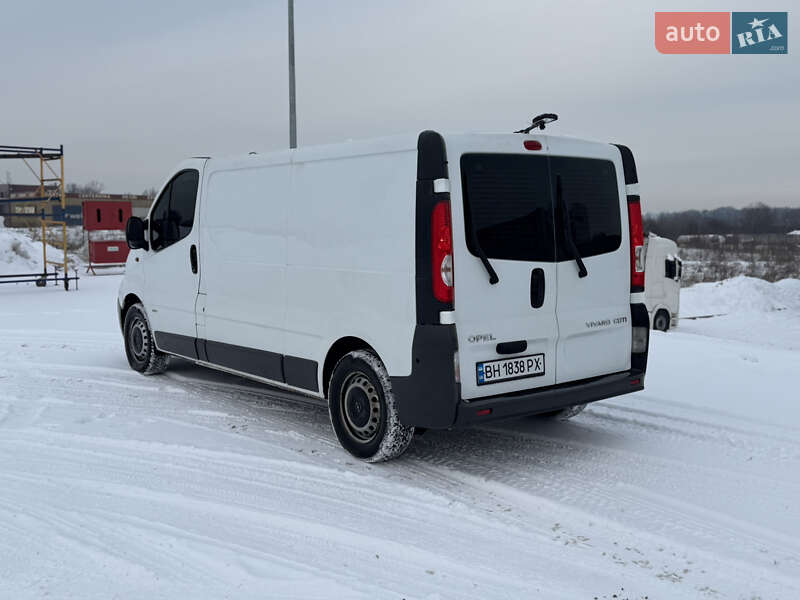 Грузовой фургон Opel Vivaro 2012 в Львове фото 8 Грузовой фургон Opel Vivaro 2012 в Львове