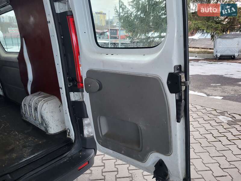 Грузопассажирский фургон Opel Vivaro 2011 в Хмельницком фото 67 Грузопассажирский фургон Opel Vivaro 2011 в Хмельницком