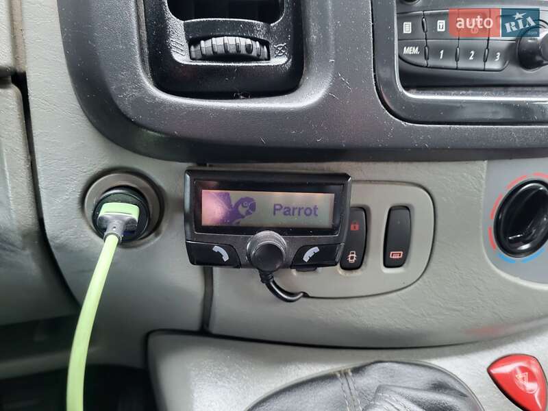 Грузопассажирский фургон Opel Vivaro 2011 в Хмельницком фото 78 Грузопассажирский фургон Opel Vivaro 2011 в Хмельницком