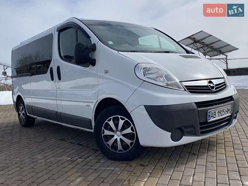Минивэн Opel Vivaro 2013 в Виннице