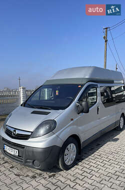 Мінівен Opel Vivaro 2010 в Чернівцях