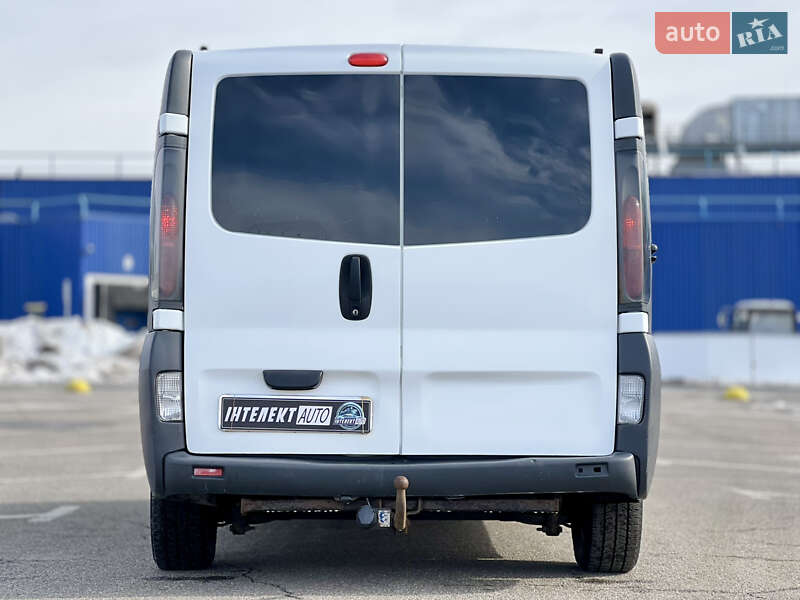 Минивэн Opel Vivaro 2002 в Киеве фото 13 Минивэн Opel Vivaro 2002 в Киеве