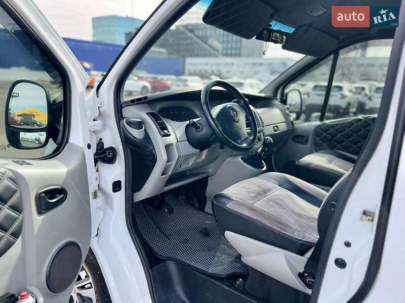 Минивэн Opel Vivaro 2002 в Киеве фото 15 Минивэн Opel Vivaro 2002 в Киеве