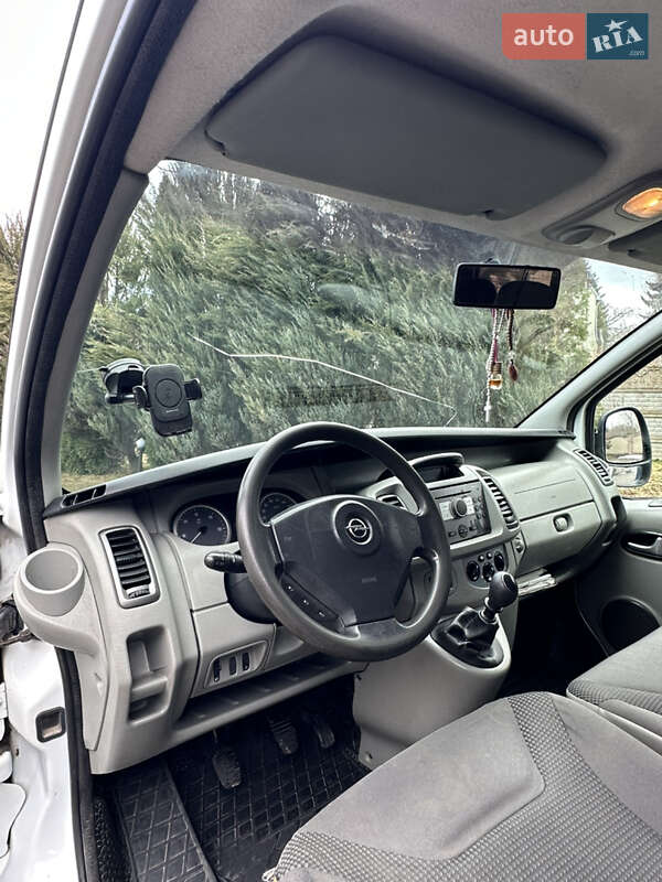 Мінівен Opel Vivaro 2008 в Самборі