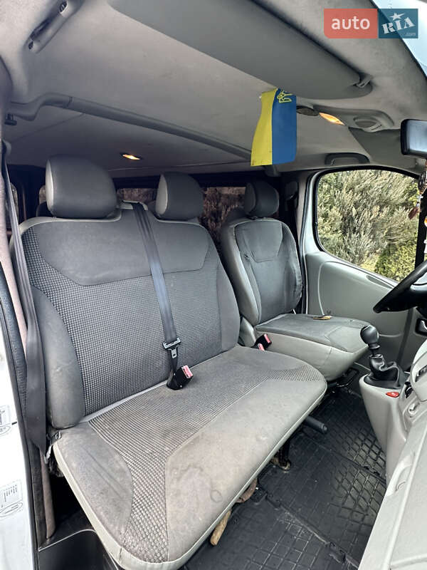 Мінівен Opel Vivaro 2008 в Самборі