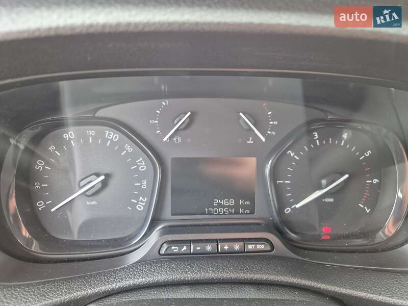 Грузовой фургон Opel Vivaro 2021 в Хмельницком