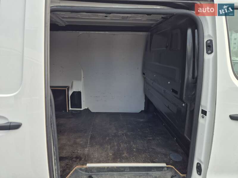 Грузовой фургон Opel Vivaro 2021 в Хмельницком