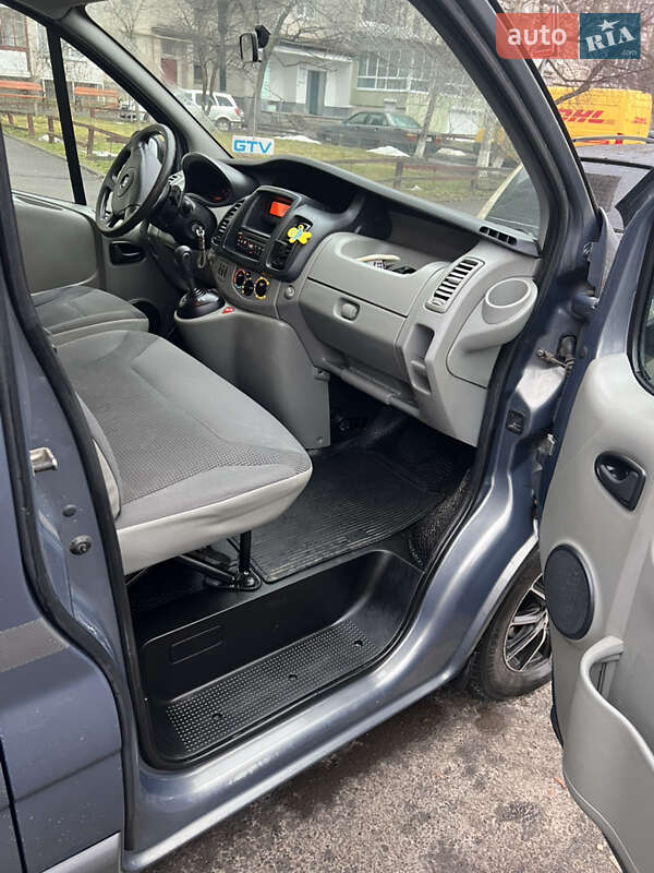 Грузовой фургон Opel Vivaro 2014 в Луцке