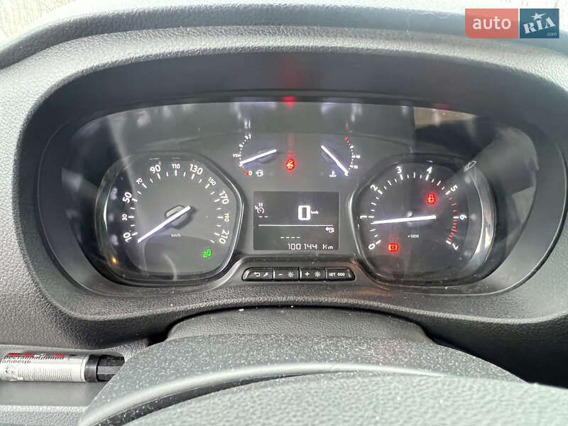 Минивэн Opel Vivaro 2020 в Черкассах