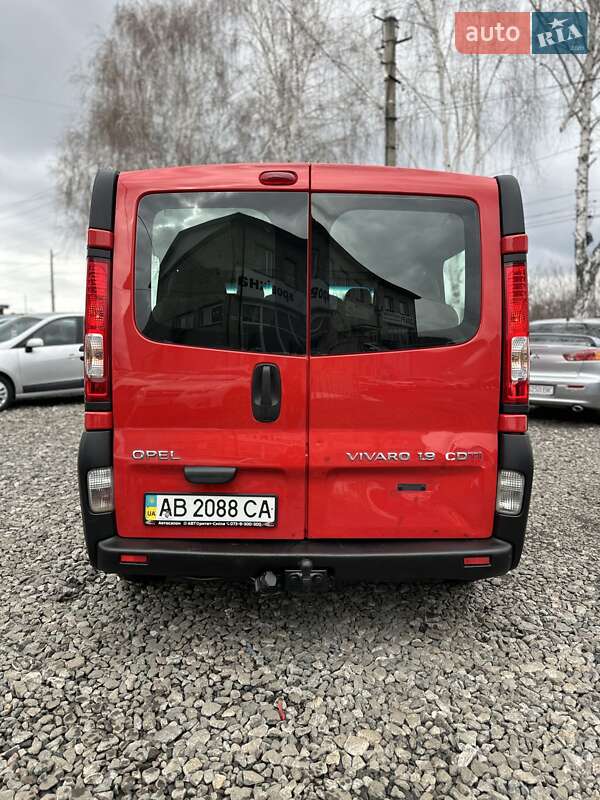 Минивэн Opel Vivaro 2005 в Смеле