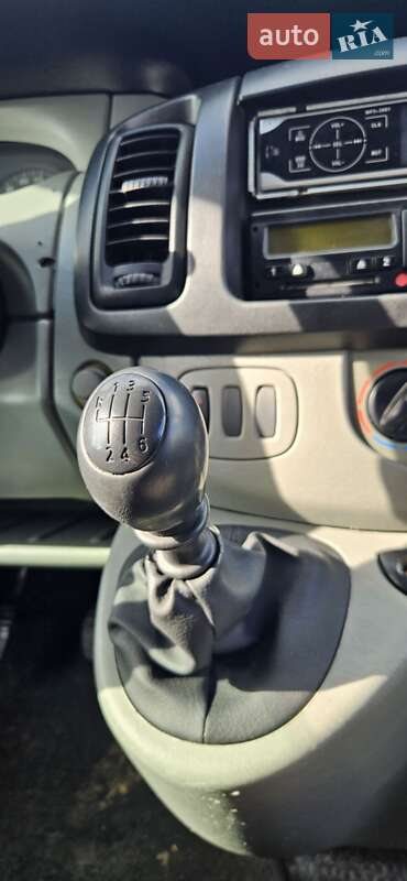 Минивэн Opel Vivaro 2006 в Виннице