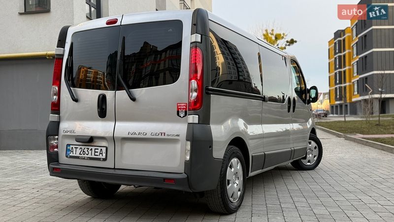 Минивэн Opel Vivaro 2012 в Ивано-Франковске