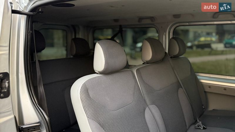 Минивэн Opel Vivaro 2012 в Ивано-Франковске