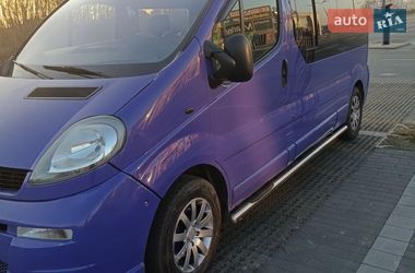 Мінівен Opel Vivaro 2004 в Калуші