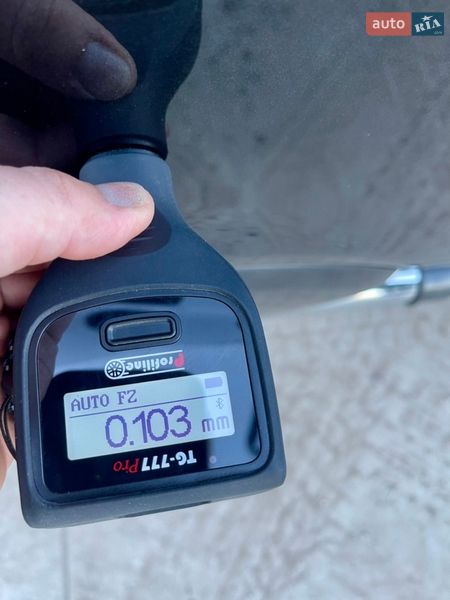 Грузопассажирский фургон Opel Vivaro 2015 в Млинове