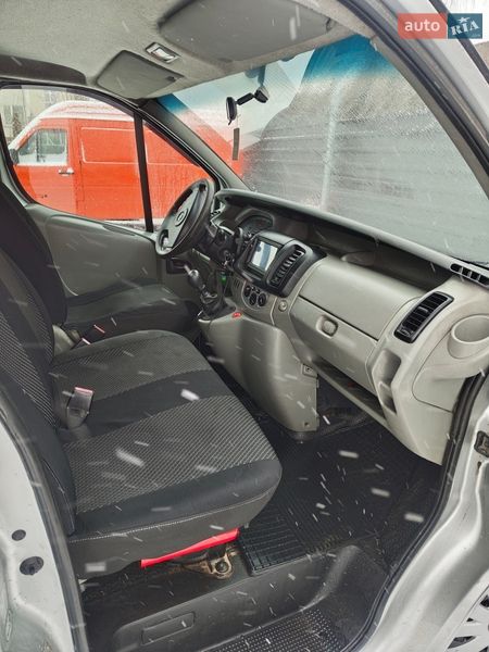 Минивэн Opel Vivaro 2007 в Ковеле