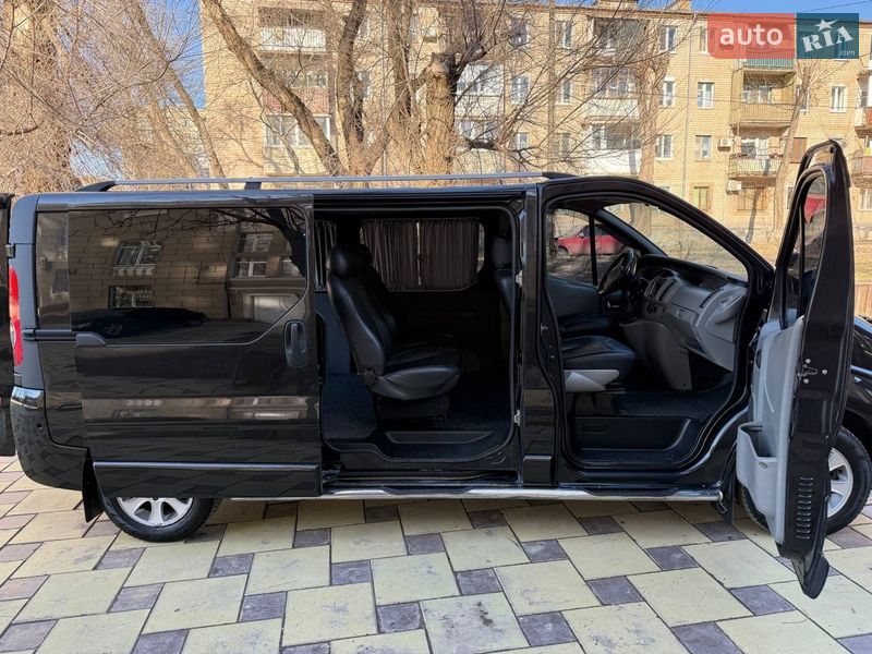 Минивэн Opel Vivaro 2008 в Кривом Роге