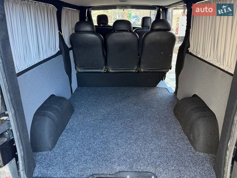 Минивэн Opel Vivaro 2008 в Кривом Роге