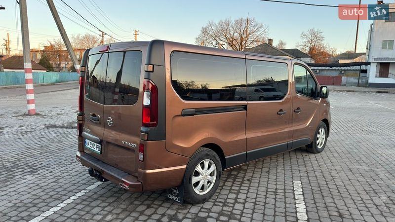 Минивэн Opel Vivaro 2015 в Кременчуге
