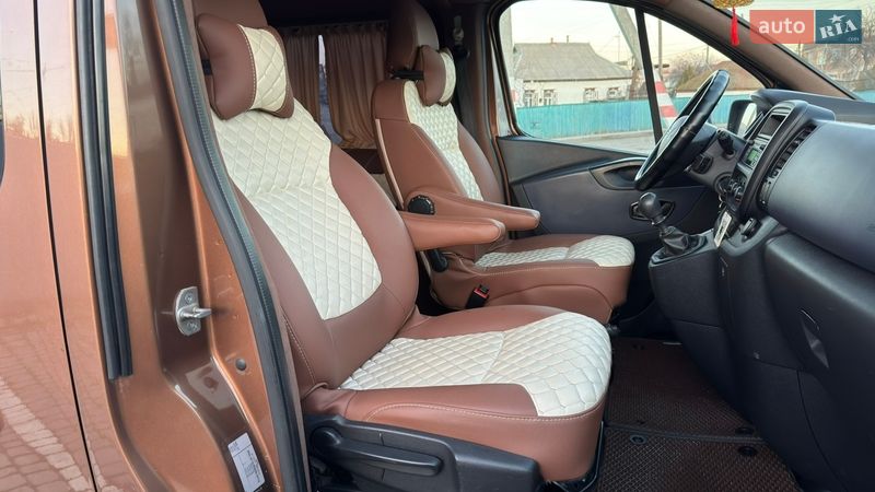 Минивэн Opel Vivaro 2015 в Кременчуге