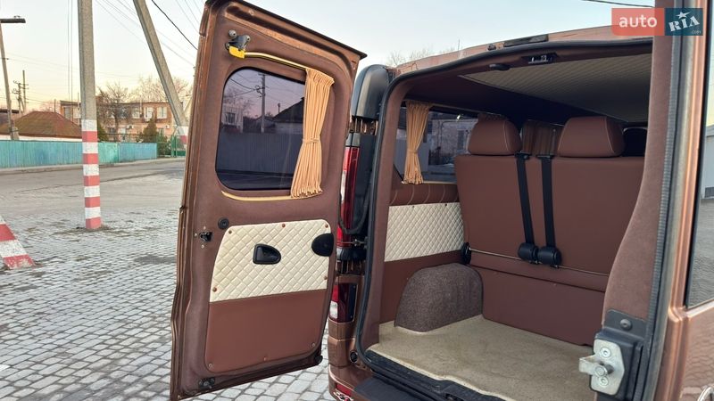 Минивэн Opel Vivaro 2015 в Кременчуге