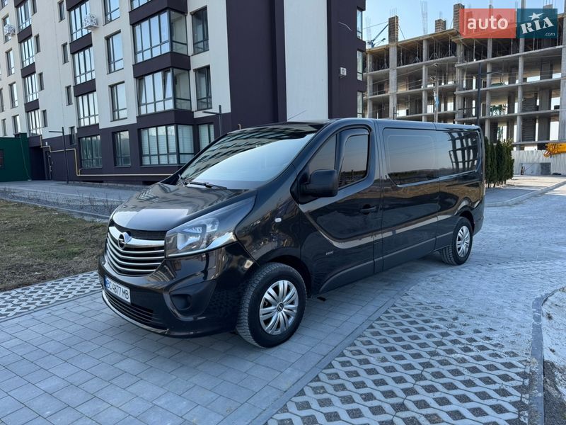 Минивэн Opel Vivaro 2016 в Львове