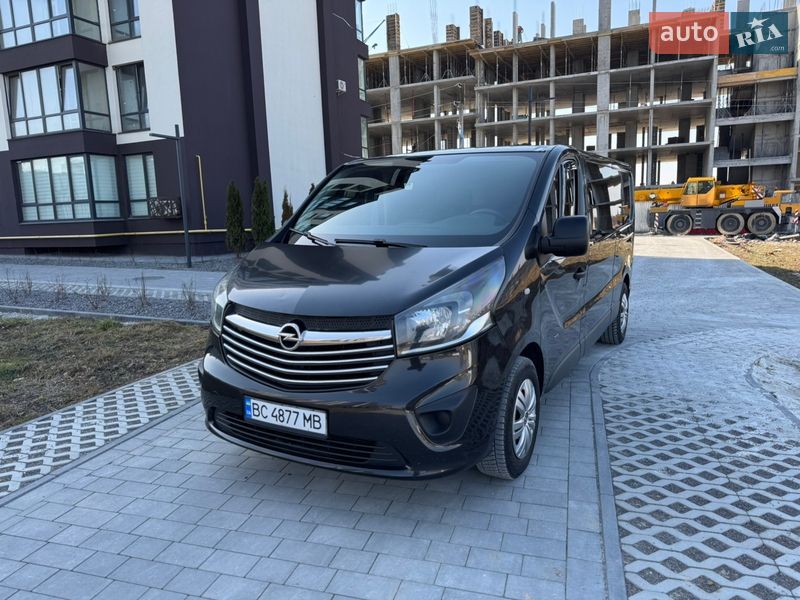 Минивэн Opel Vivaro 2016 в Львове