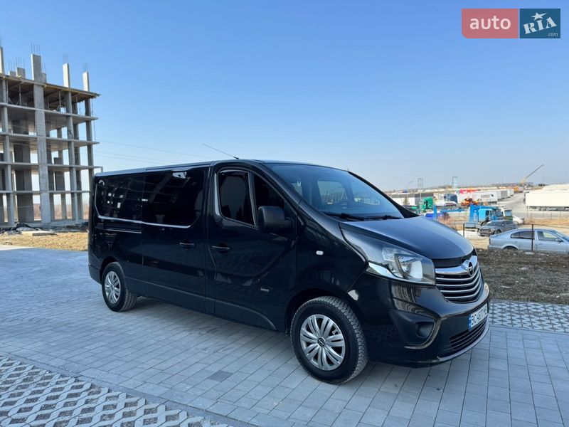 Минивэн Opel Vivaro 2016 в Львове