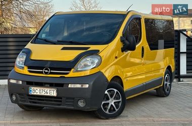 Мінівен Opel Vivaro 2004 в Самборі