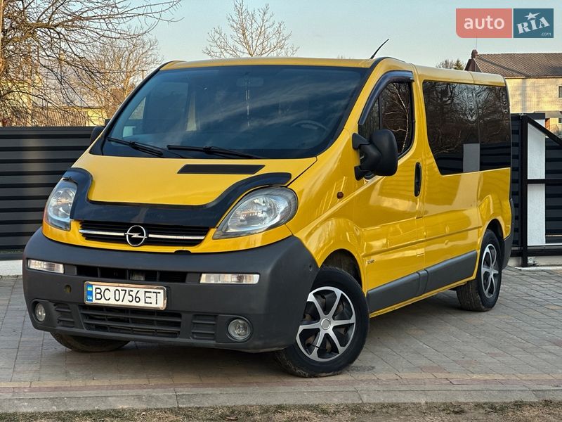 Opel Vivaro 2004