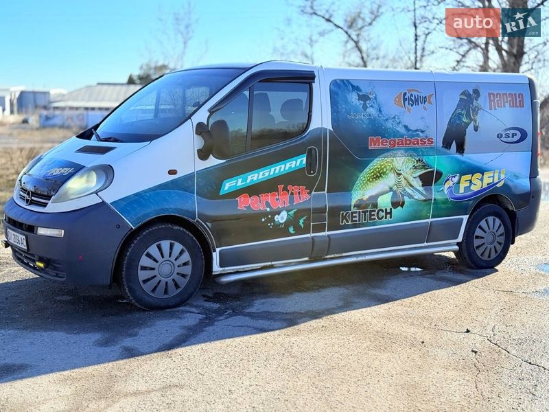 Мінівен Opel Vivaro 2005 в Павлограді