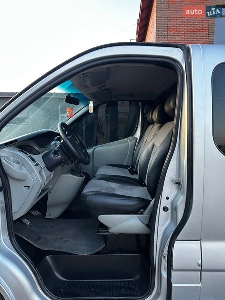 Минивэн Opel Vivaro 2007 в Теофиполе