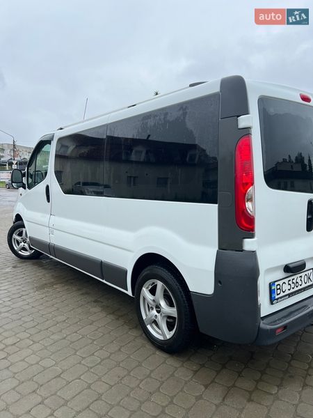 Мінівен Opel Vivaro 2008 в Дрогобичі