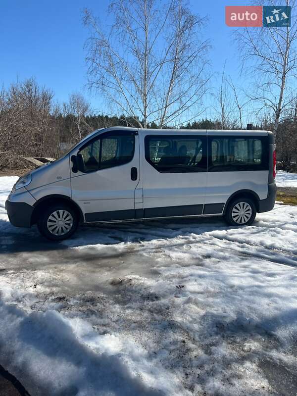 Минивэн Opel Vivaro 2014 в Чернигове