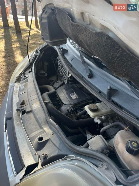 Минивэн Opel Vivaro 2004 в Львове