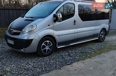 Минивэн Opel Vivaro 2011 в Мукачево