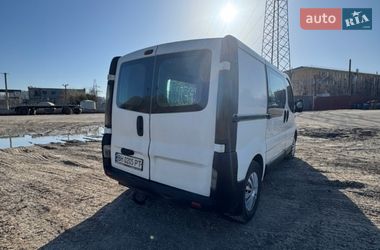 Вантажний фургон Opel Vivaro 2001 в Одесі