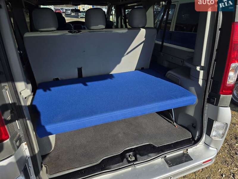 Минивэн Opel Vivaro 2011 в Тернополе