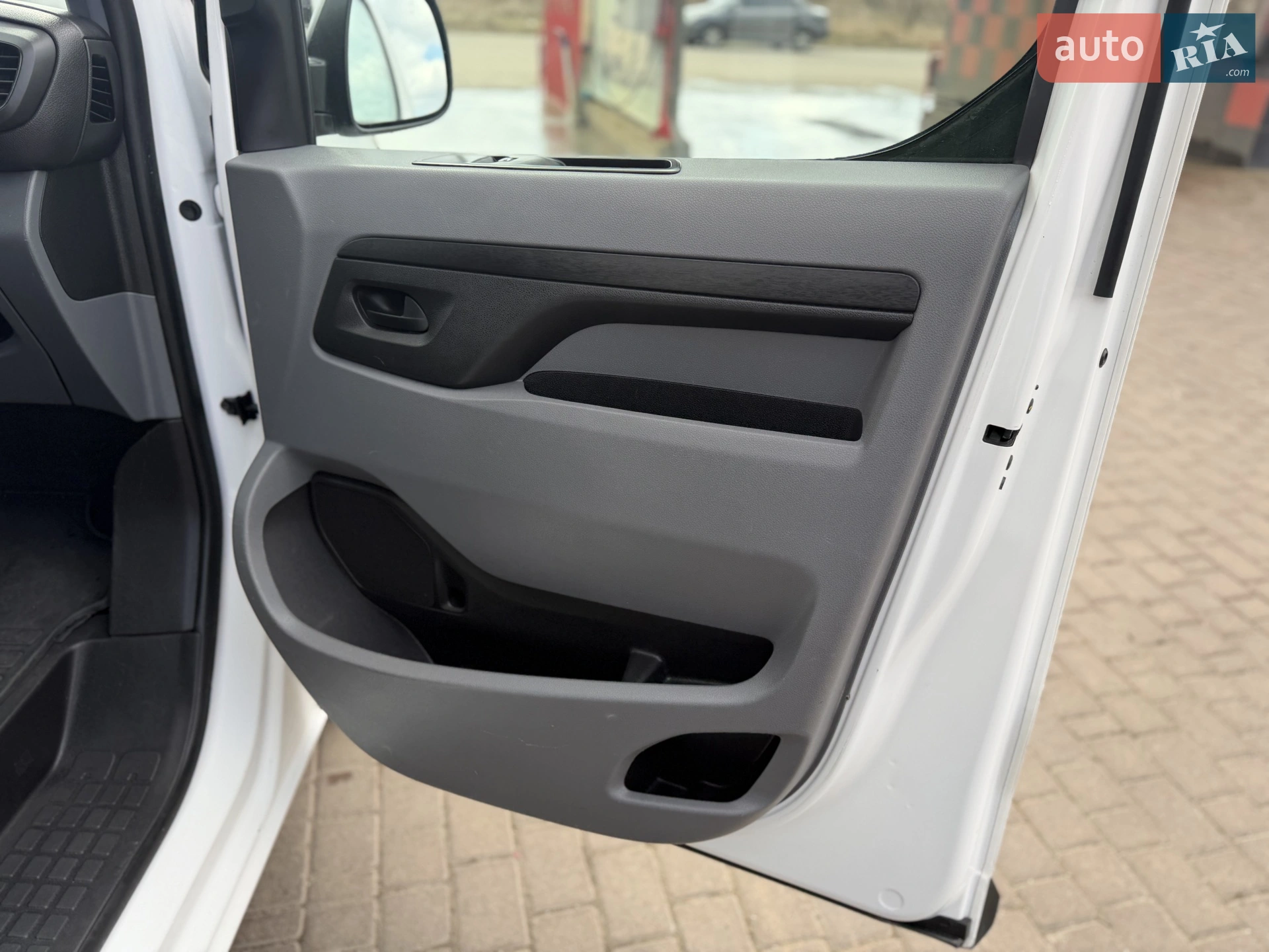 2021 Opel Vivaro - мініатюра 24