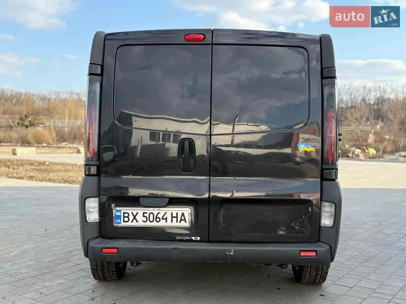 Минивэн Opel Vivaro 2004 в Хмельницком фото 10 Минивэн Opel Vivaro 2004 в Хмельницком