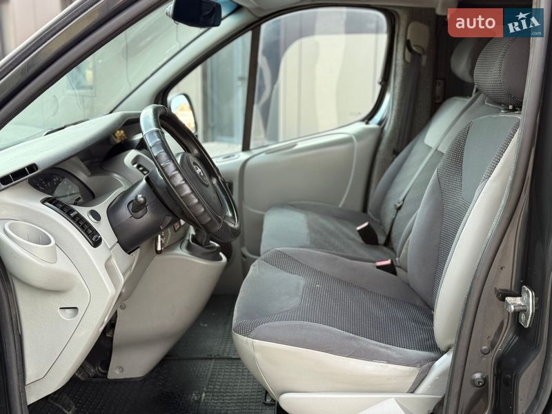 Минивэн Opel Vivaro 2004 в Хмельницком фото 16 Минивэн Opel Vivaro 2004 в Хмельницком